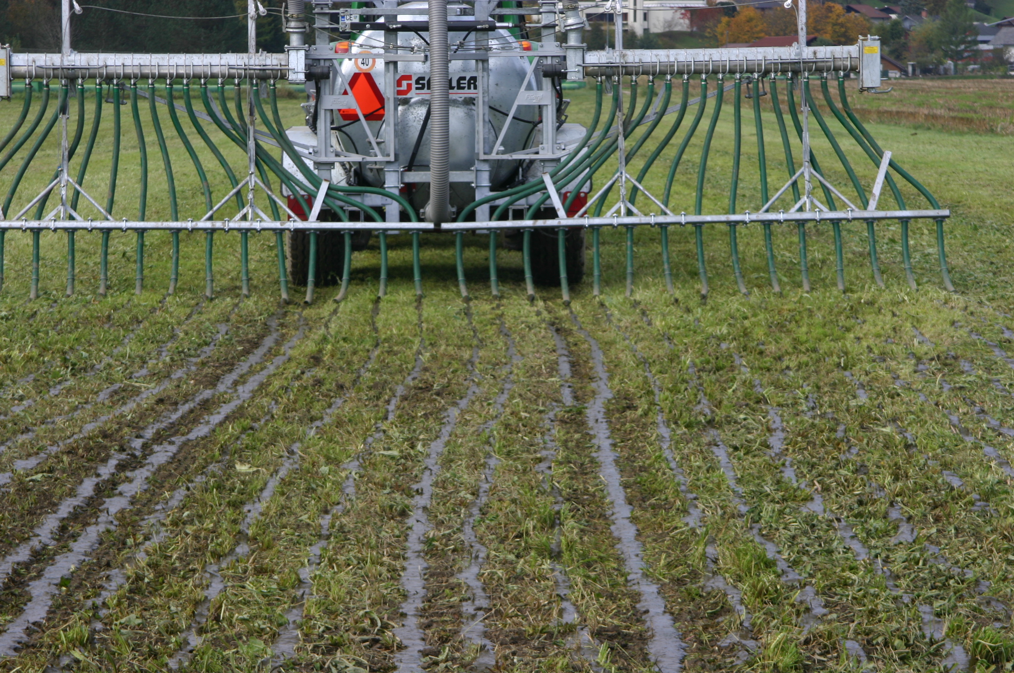 DEMO- Praktični prikaz strojev za pripravo tal za setev